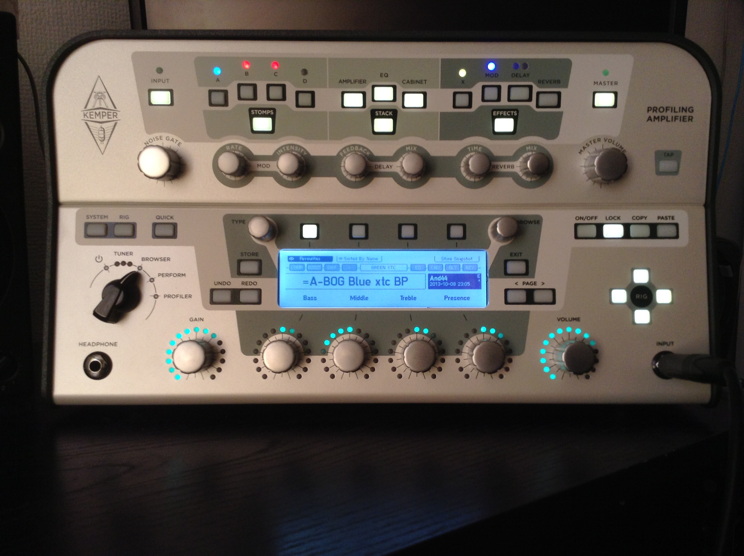 Kemper Profilling Amplifier、ライブで使用してみて